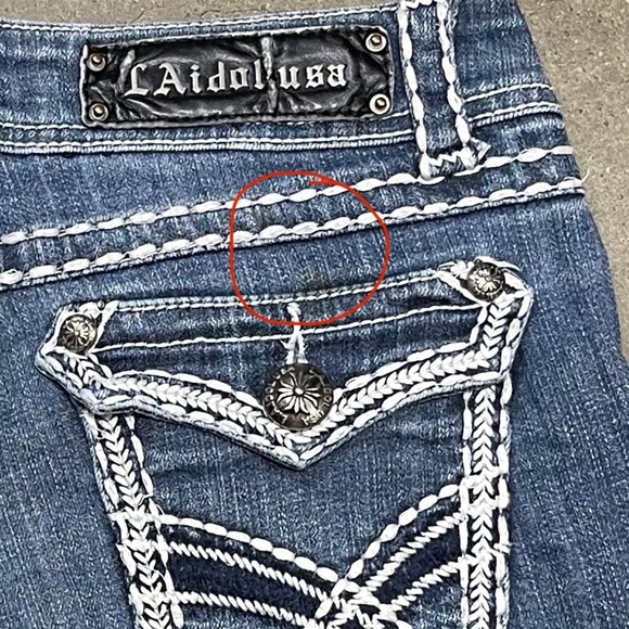 L.A. Idol Embroidered Distressed Bling CutOff Denim Jean Shorts MissMe Style Y2K - Picture 9 of 9